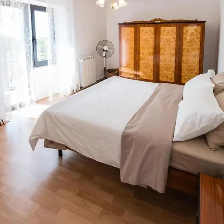 Comfort Roza In - 5 Bedroom With Pool * Umag