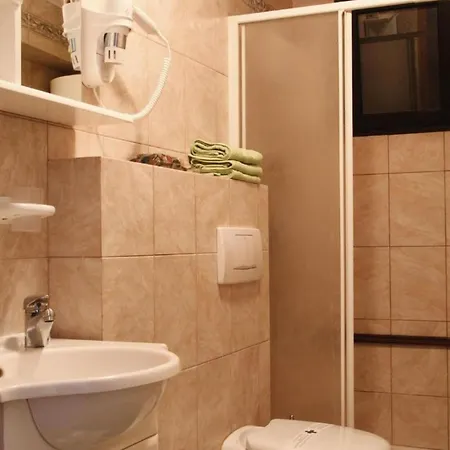 Comfort Roza In - 5 Bedroom With Pool Villa