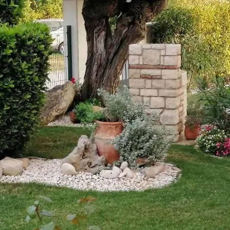 Comfort Roza In - 5 Bedroom With Pool *