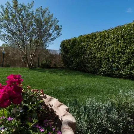 Comfort Roza In - 5 Bedroom With Pool